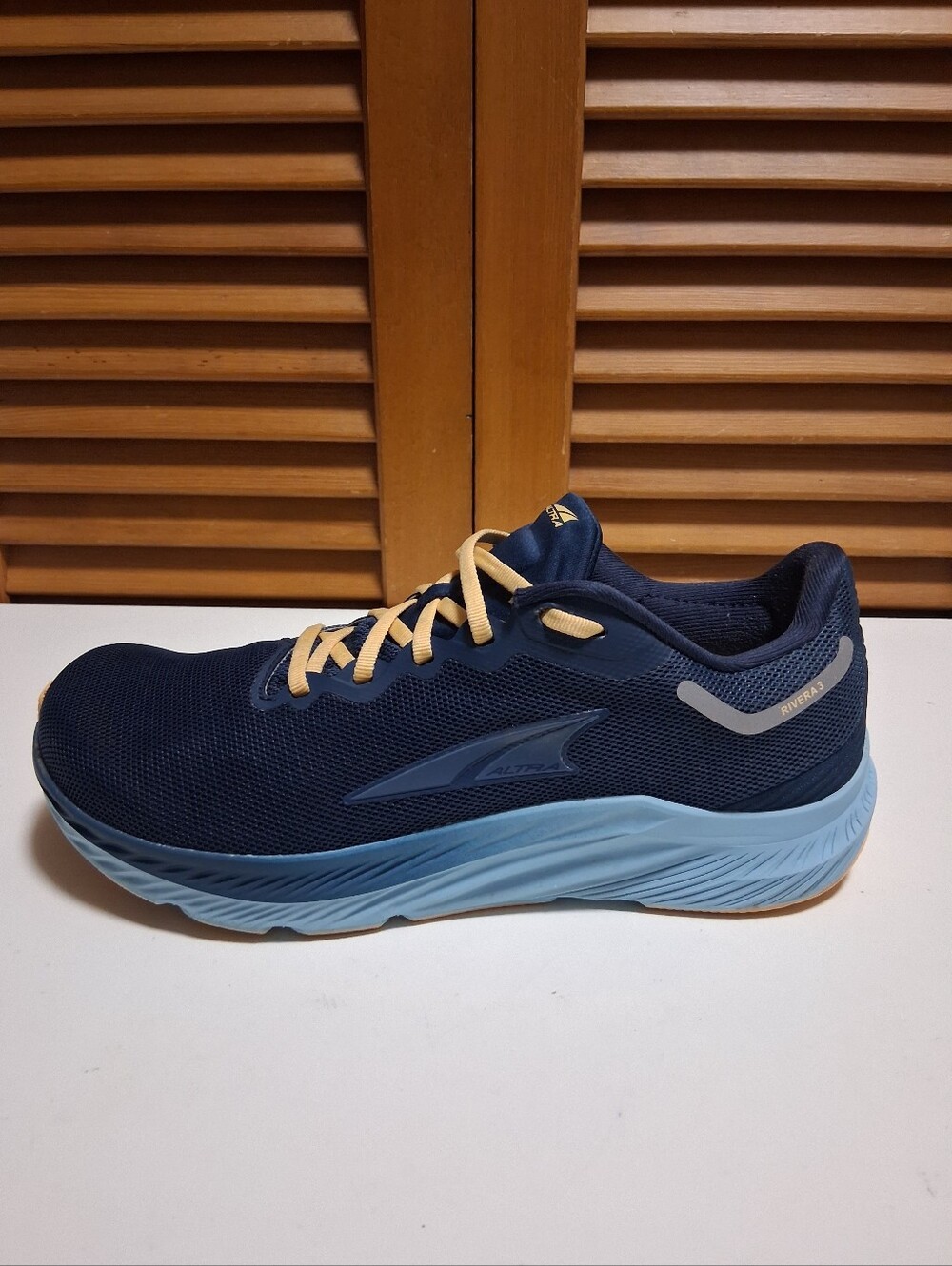 ALTRA RIVERA 3 NAVY BLUE WOMEN'S RUNNING SHOE * SIZE: 7